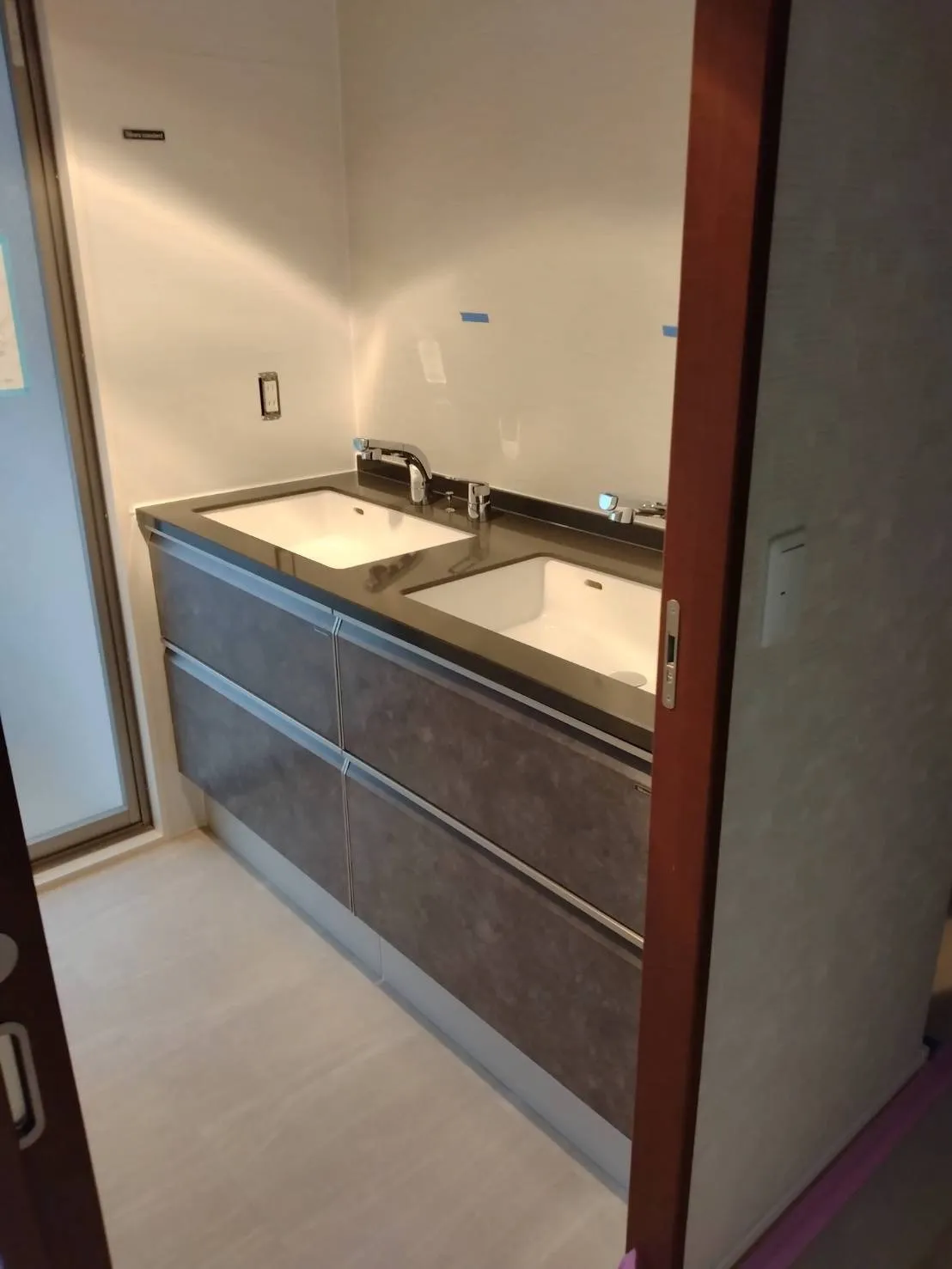 洗面化粧台設置